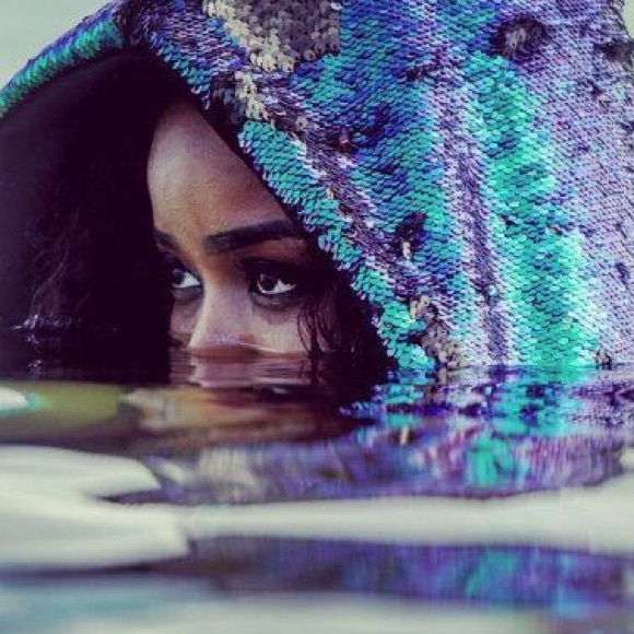 Festival Color Changing Reversible Sequin Hood - Picture 3 of 8